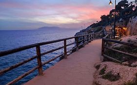 Studio 2 Sea Front