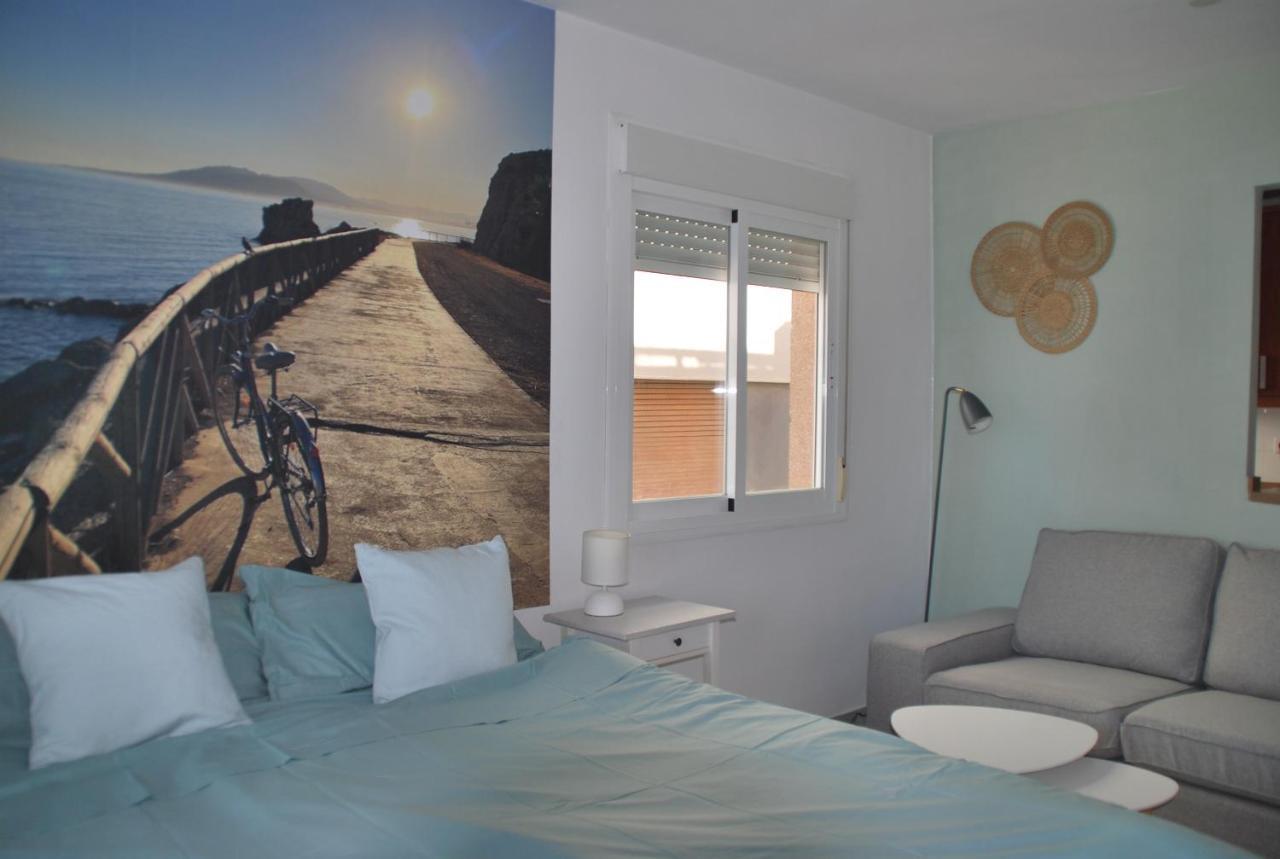 Studio 2 Sea Front Rincón de la Victoria Extérieur photo