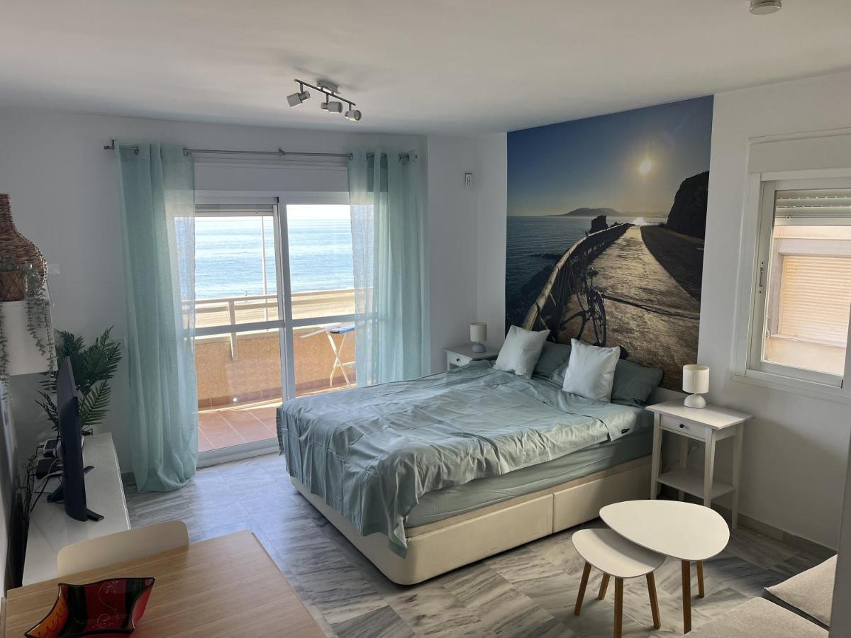 Studio 2 Sea Front Rincón de la Victoria Extérieur photo